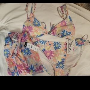 Women Swim Floral Bikini Set - Multicolor